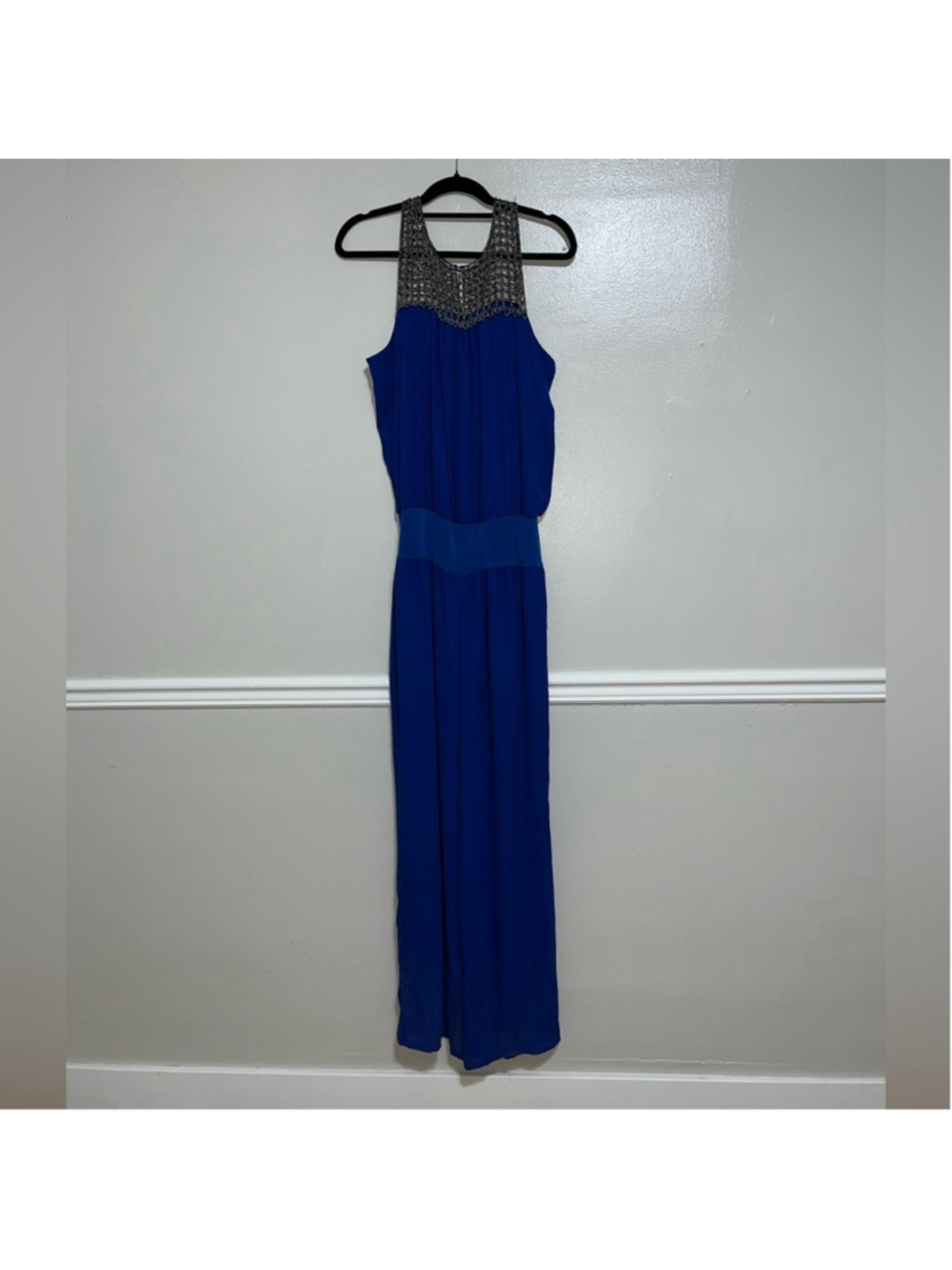 Julian Chang Elegant Blue Sleeveless Dress